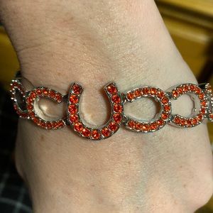 Montana silversmiths rhinestone horseshoe bracelet